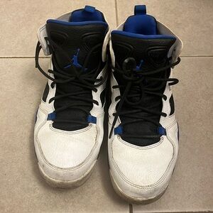 Jordan men shoes size 9
